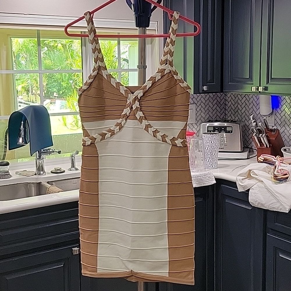 Beautiful WOW Couture Dress MEDIUM